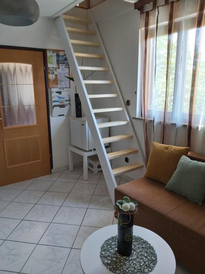 Ferienwohnung Mit 2 Schlafzimmer Oder Studio Apartment - Istrien-Fiorini Holiday home *