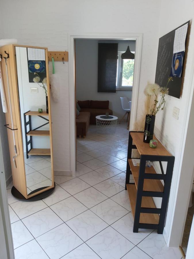 Vakantiehuis Mit 2 Schlafzimmer Oder - Istrien-fiorini *