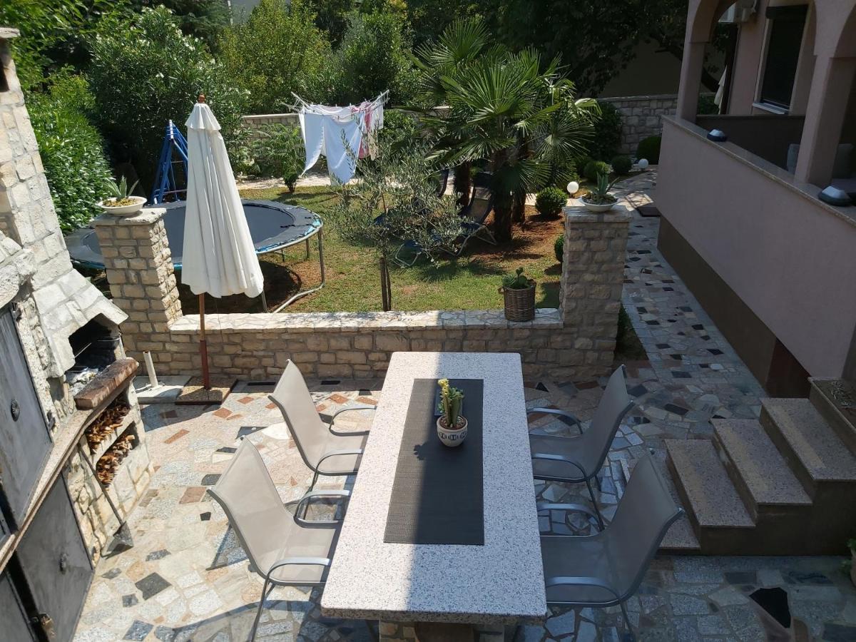 Ferienwohnung Mit 2 Schlafzimmer Oder Studio Apartment - Istrien-Fiorini Holiday home *