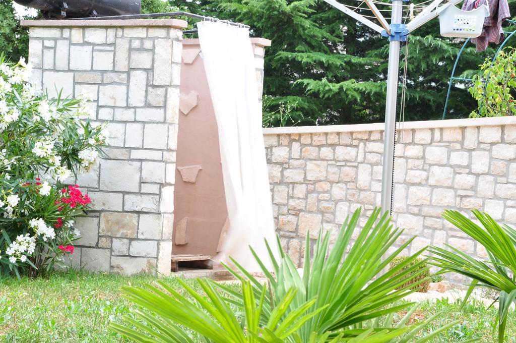 Holiday home Ferienwohnung Mit 2 Schlafzimmer Oder Studio Apartment - Istrien-Fiorini